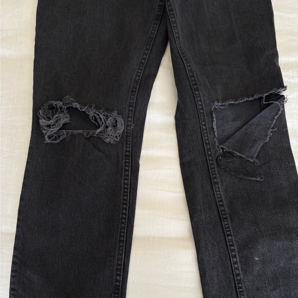 Abercrombie Ripped 90s Straight Ultra High Rise Jeans - Picture 5 of 5